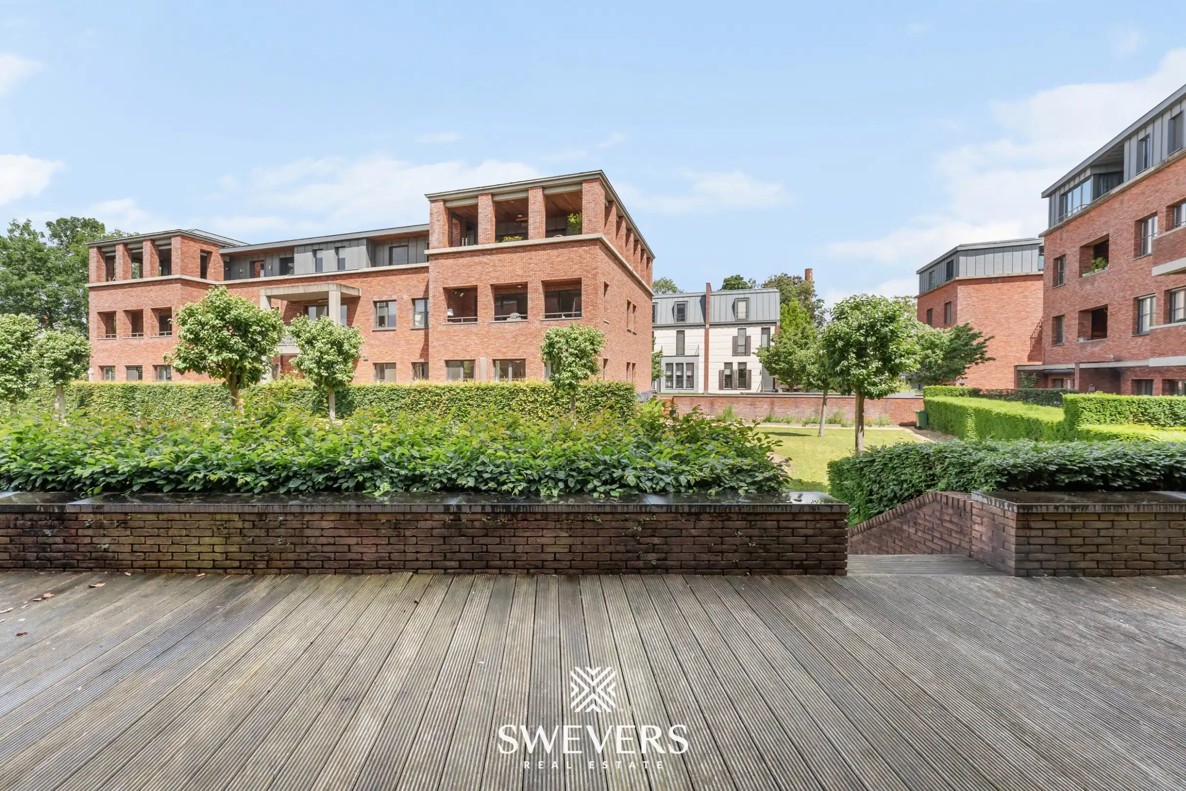 Instapklaar 2-slaapkamer appartement met zeer ruim terras in Quartier Blue Hasselt foto {{pictureIndex}}