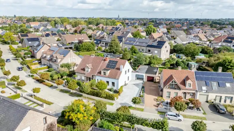 Lichtrijke, instapklare halfopen bebouwing op een droomperceel (608 m²) in de Schrijverswijk foto 23