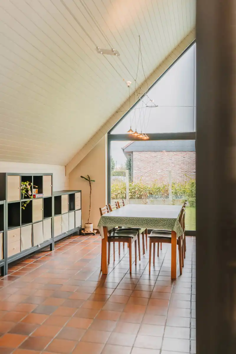 Ruime gezinswoning met praktijkruimte/kangoeroewoning foto 7
