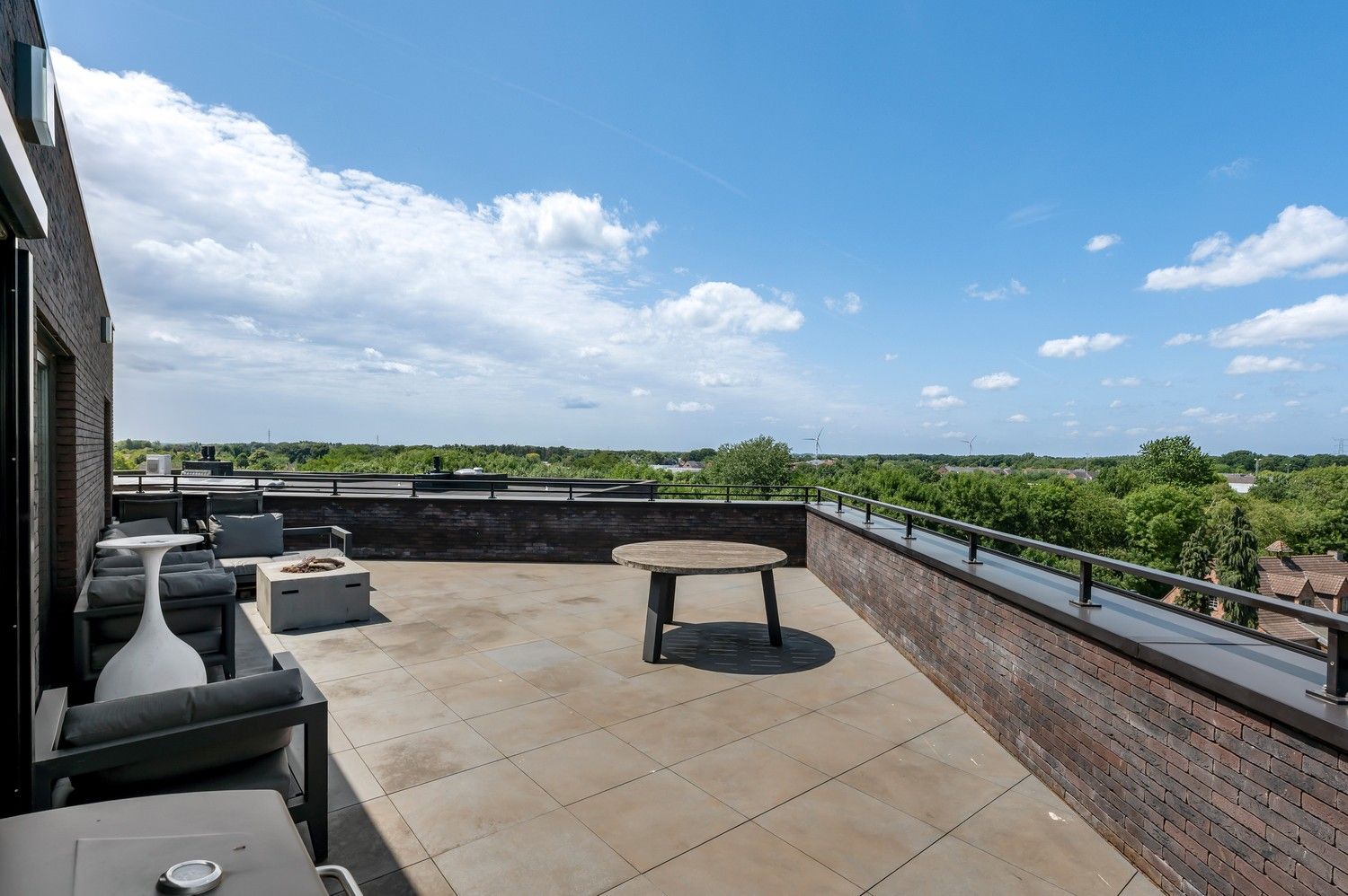 Exclusieve penthouse met panoramisch terras en uitzicht op het Albertkanaal. foto 26