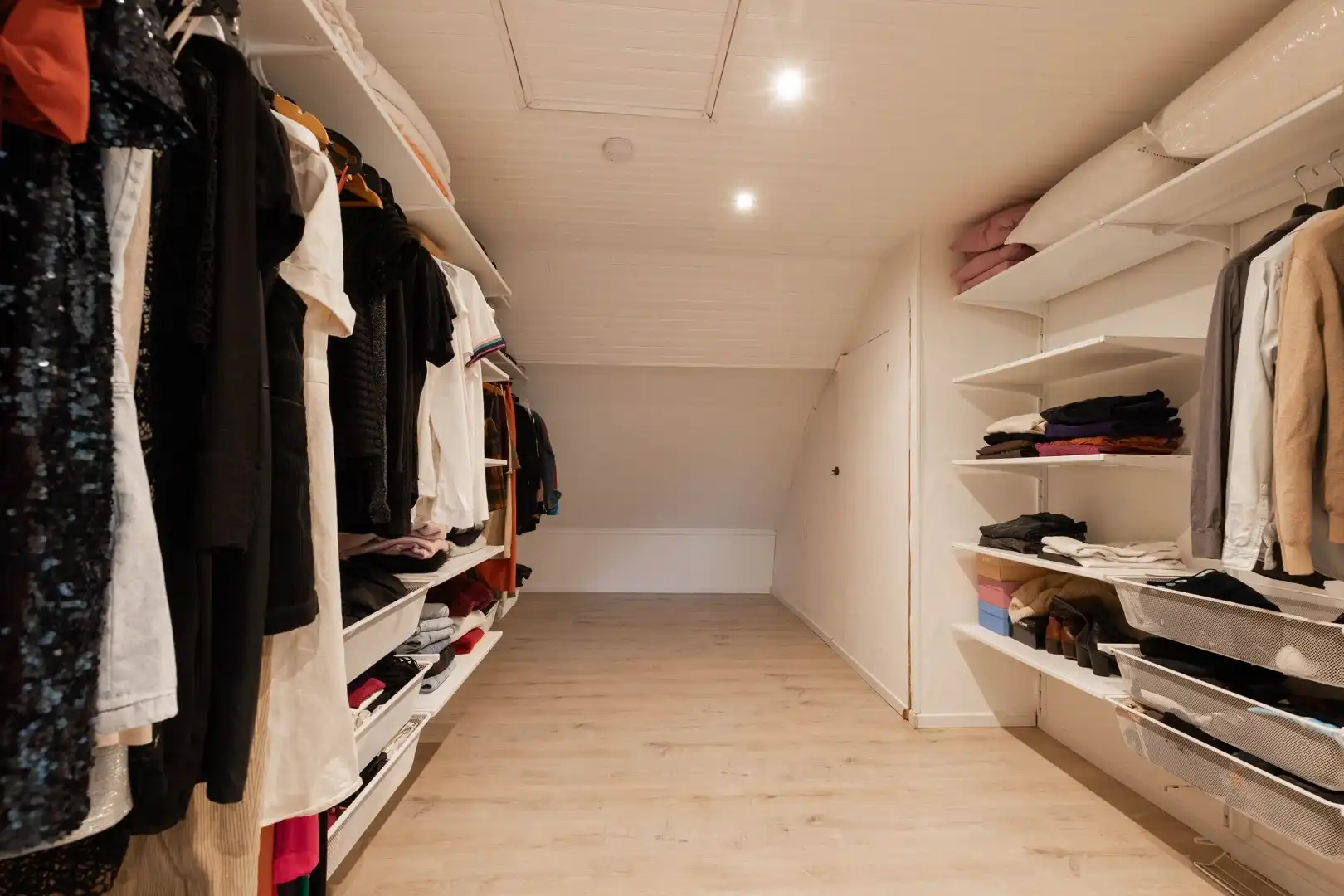 Instapklare woning met groot terras in de binnenstad foto 25