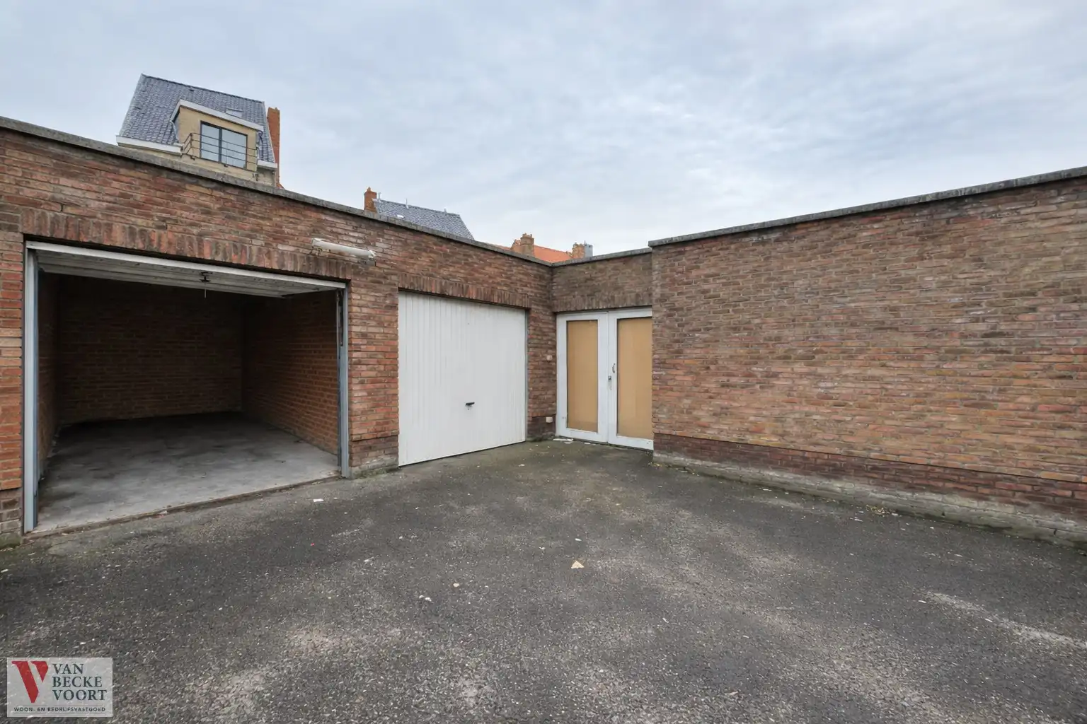 Garagebox op centrale ligging Vuurtorenwijk – Oostende foto 5