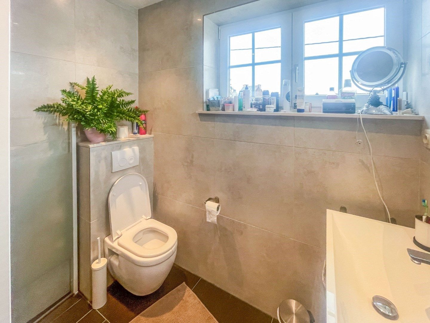 INSTAPKLARE WONING MET 2 SLAAPKAMERS + BUREAU ! foto 23