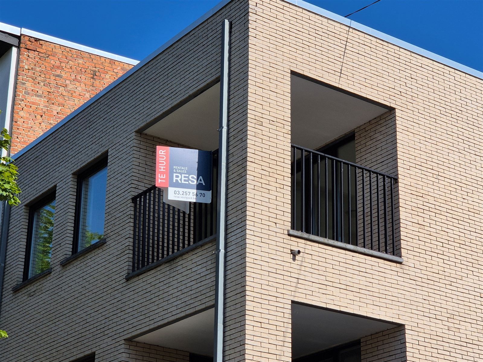 2-slpk appartement met terras foto {{pictureIndex}}