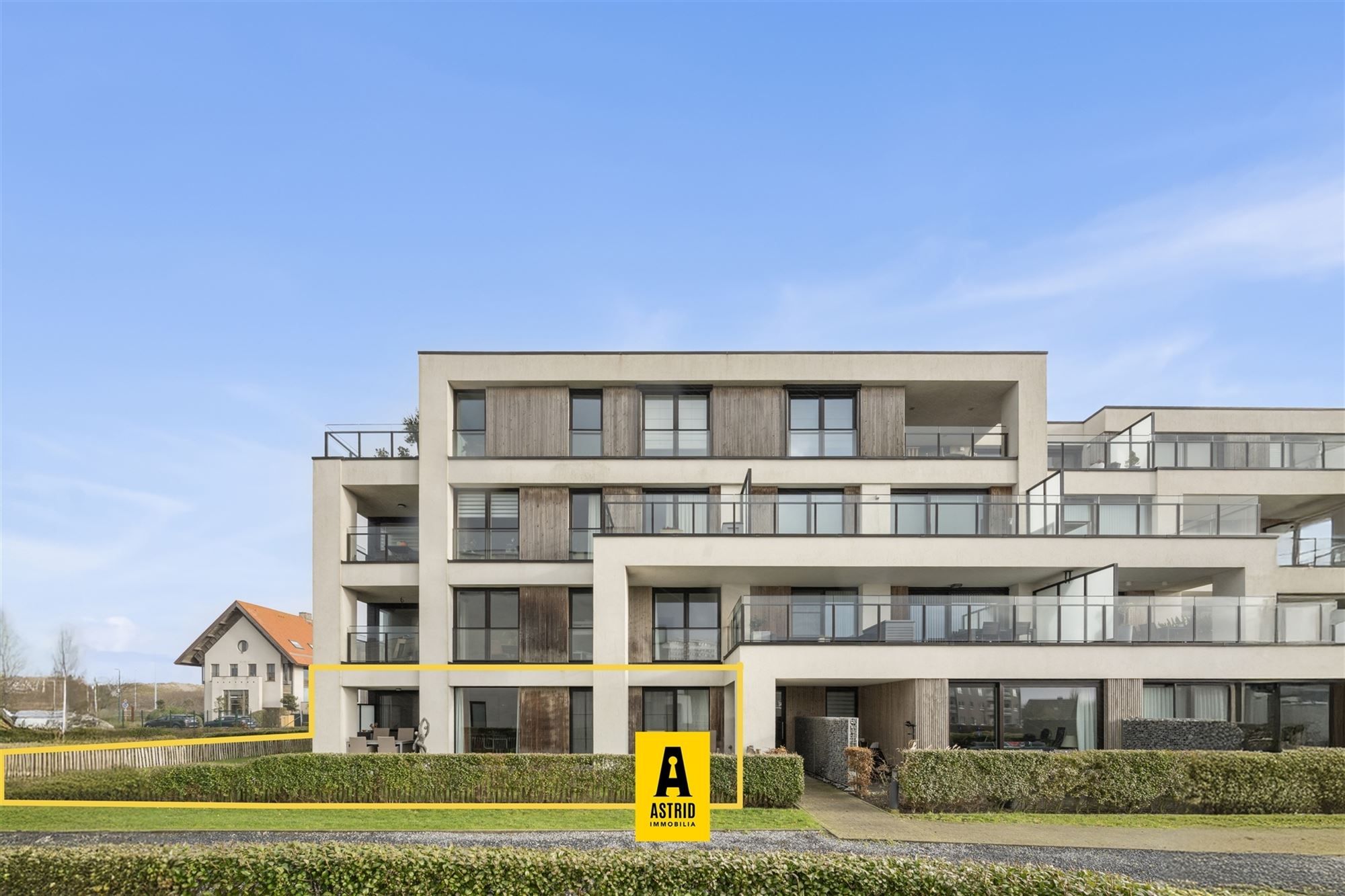 Schitterend tuinappartement vlakbij zee! foto {{pictureIndex}}