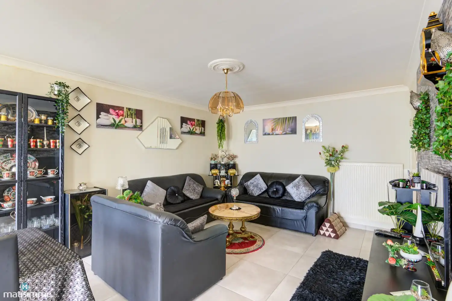 GOED ONDERHOUDEN APPARTEMENT MET GARAGE, KELDER EN RUIM ZUIDWESTGEORIËNTEERD TERRAS IN BILZEN foto 4