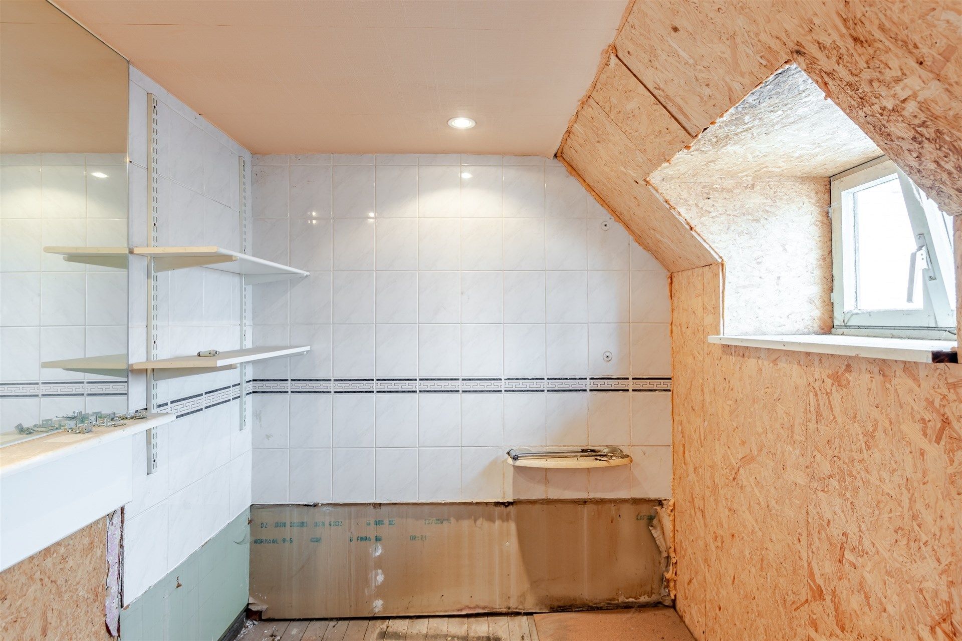 Te renoveren woning Wetteren-ten-Ede foto 11