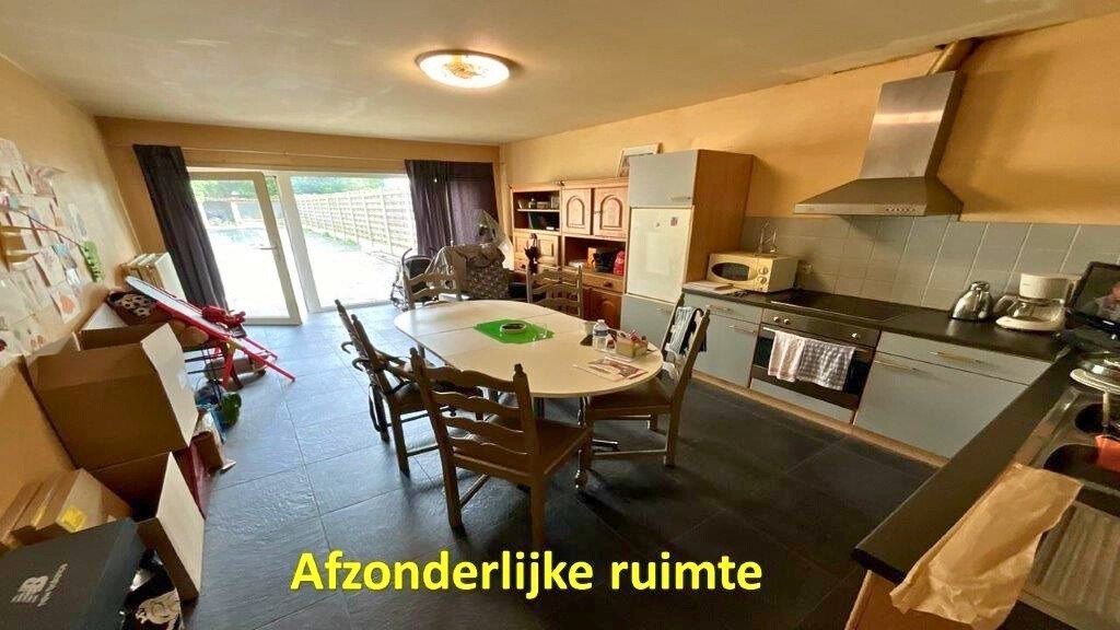 Gelijkvloerse handelsruimte in het centrum Wevelgem foto 3