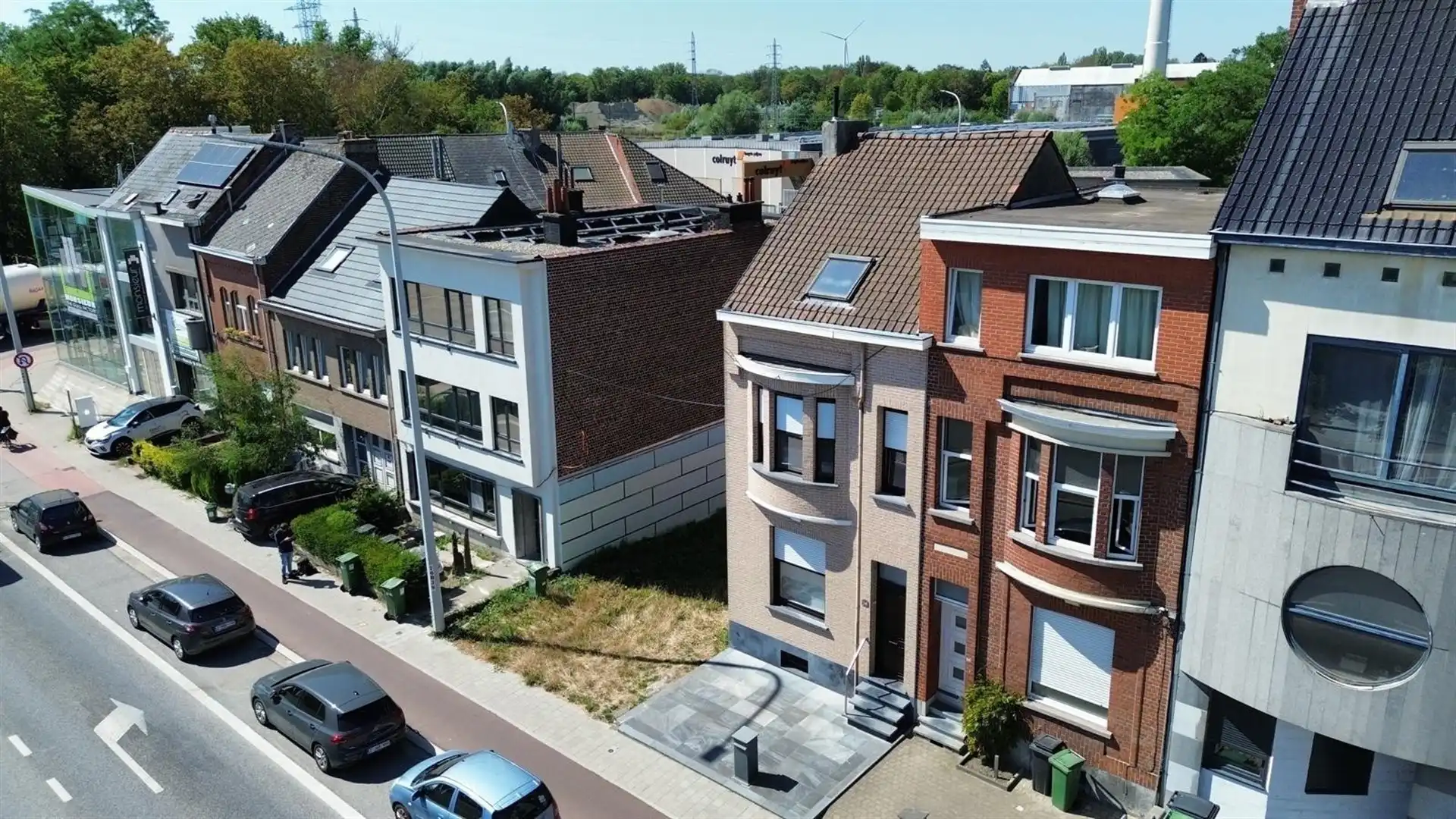 Bouwgrond met vergunning op centrale locatie foto 2