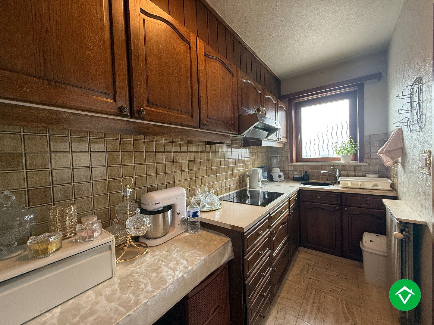 Drie-slaapkamerappartement met terras in rustige residentie centrum Roeselare foto 6