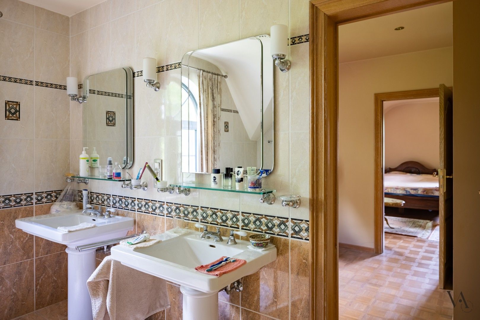 Zeer ruime klassieke villa op prachtig perceel in Hoog-Linden foto 15