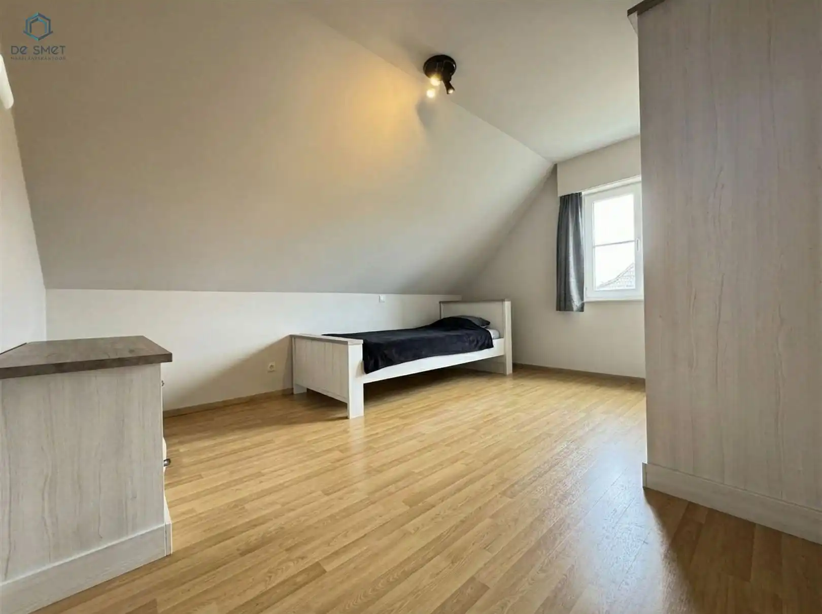 RECENTE ENERGIEZUINIGE VILLA MET MOOIE TUIN foto 17