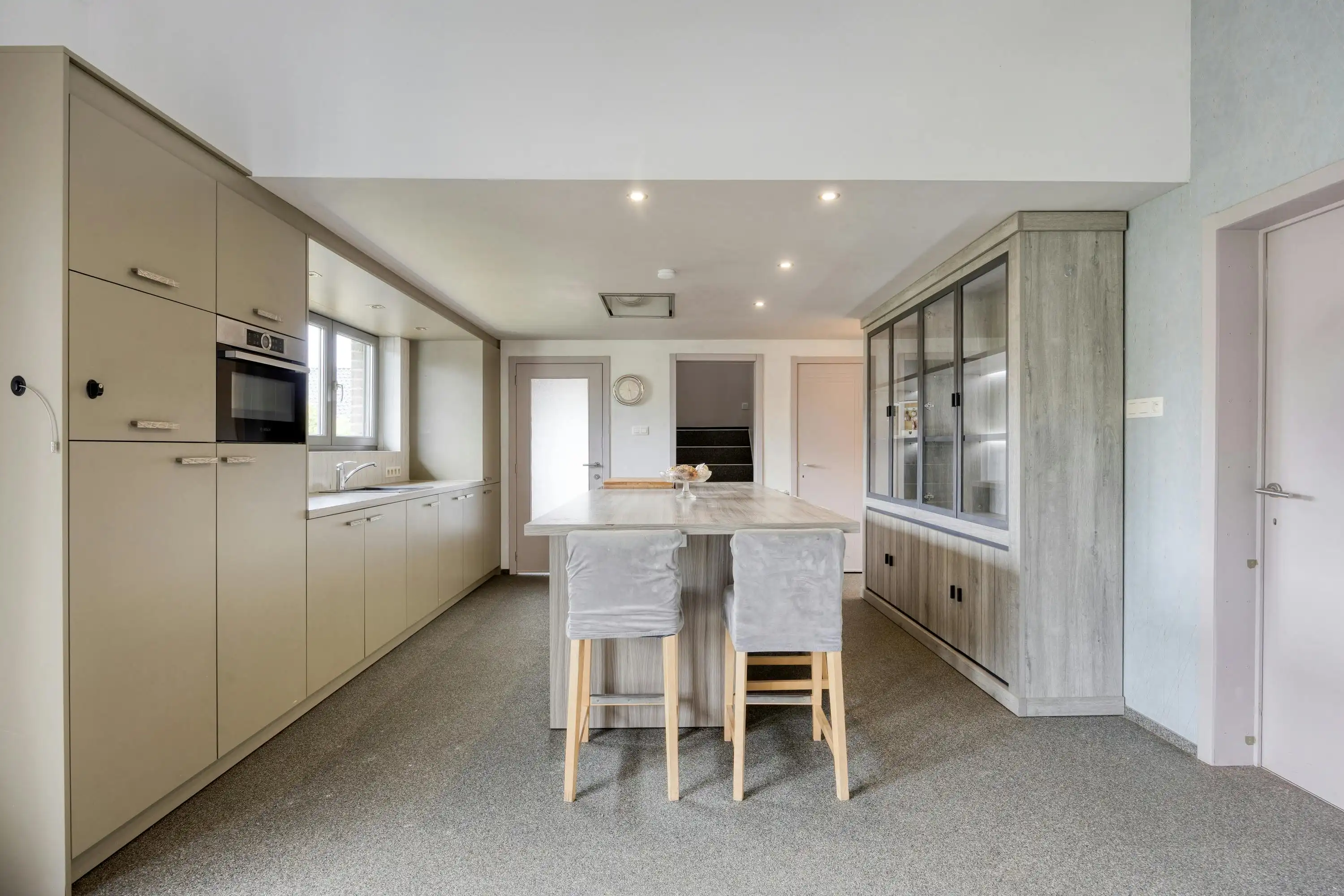 Recente woning met mooie tuin en mogelijkheid tot 2 woonentiteiten foto 5