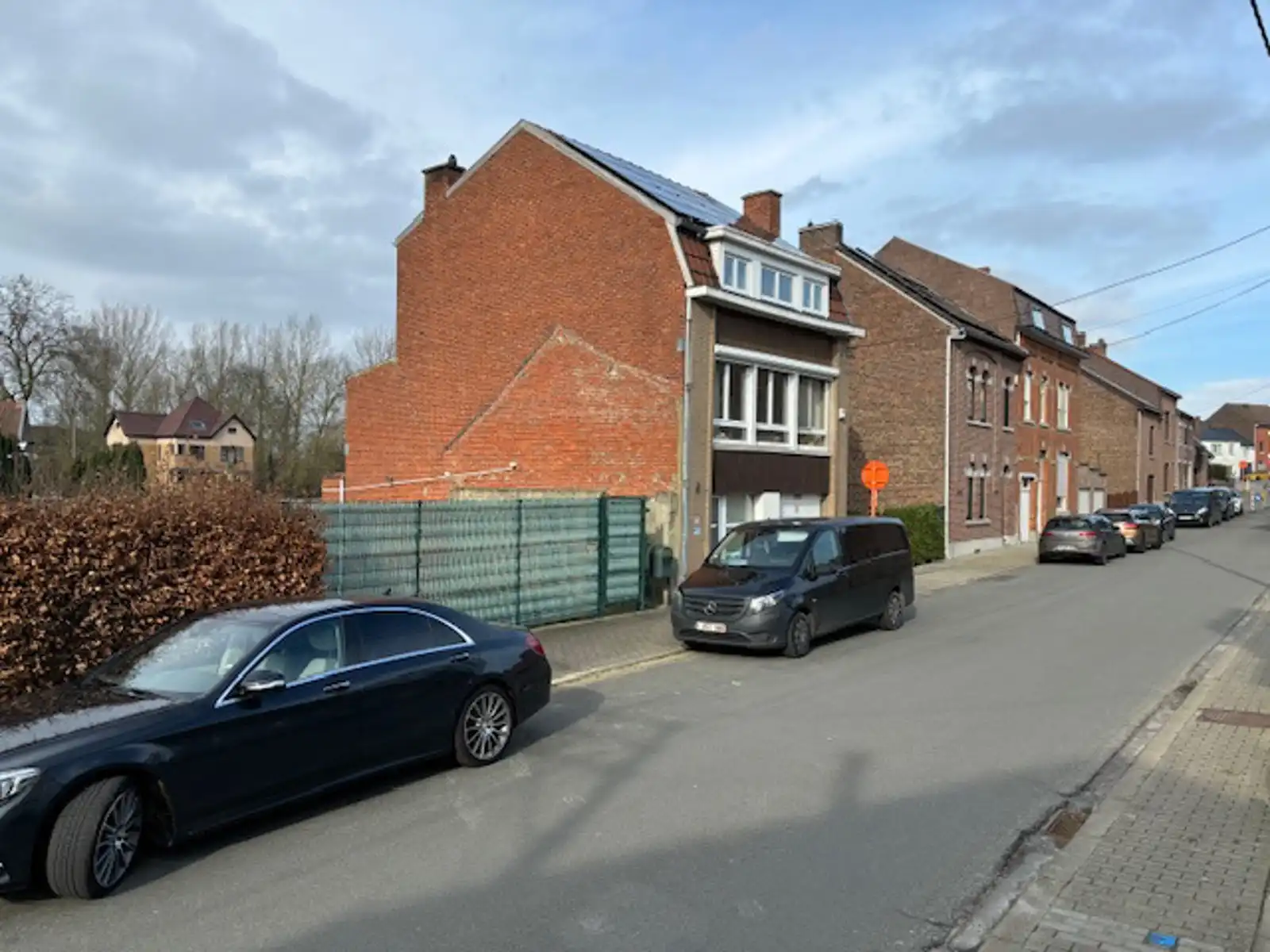 Bouwgrond halfopen bebouwing te Landen foto {{pictureIndex}}