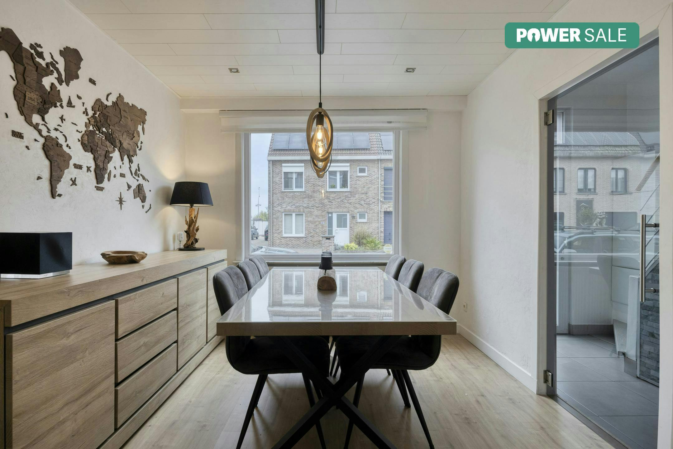 Instapklare woning met 3 slaapkamers en tuin te koop in Boom foto 2