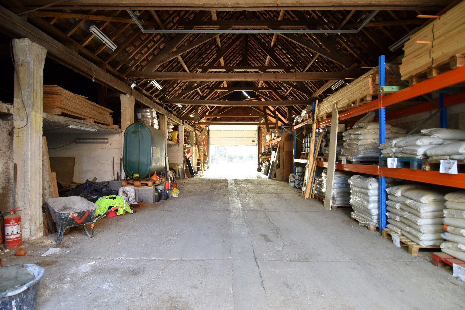 Unieke investeringskans in een gegeerde straat van Menen, te koop foto 9