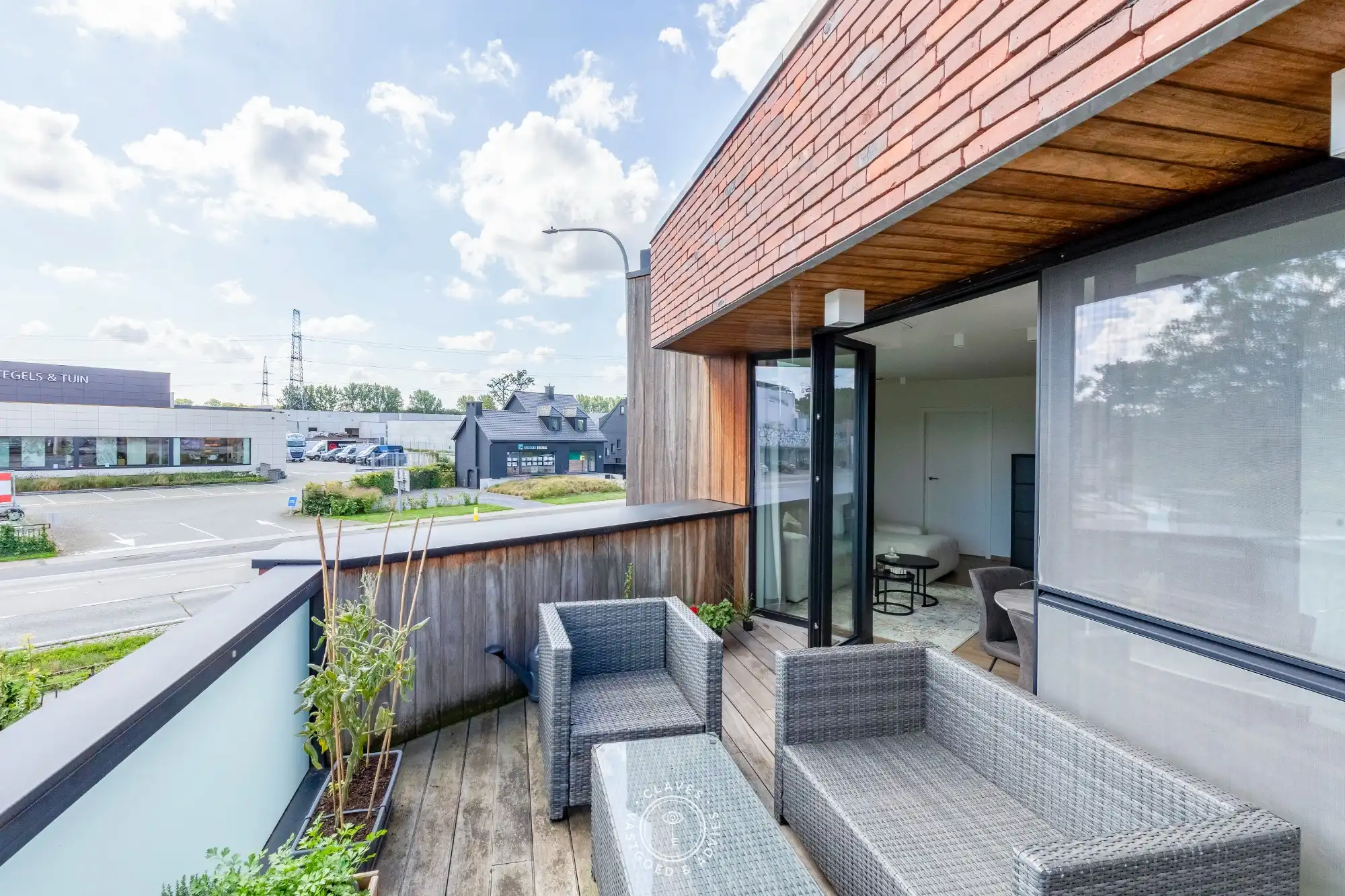 Modern kantoorgebouw met verhuurd appartement op uitstekende zichtlocatie in Belsele foto 27
