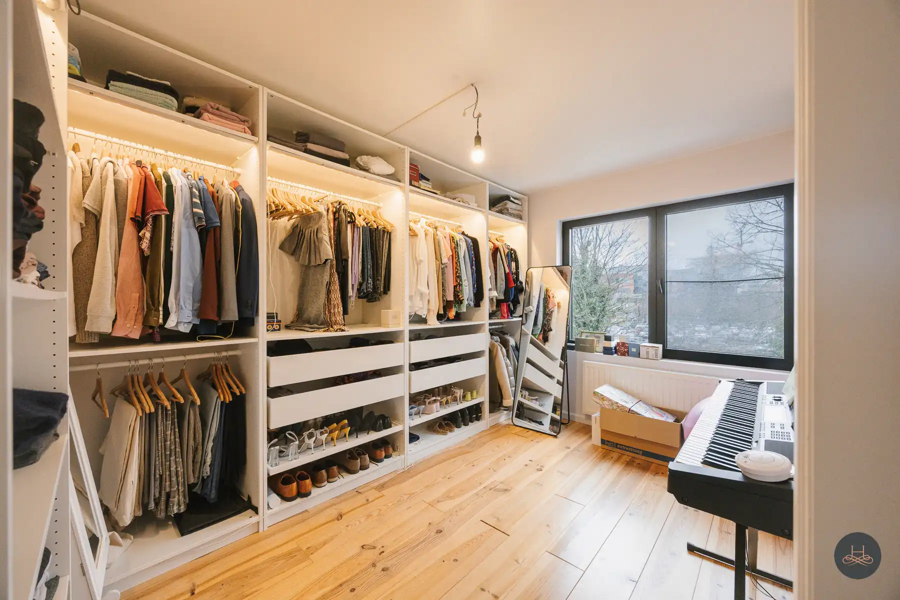 Gerenoveerde en energiezuinige woning met tuin en terrassen foto 14