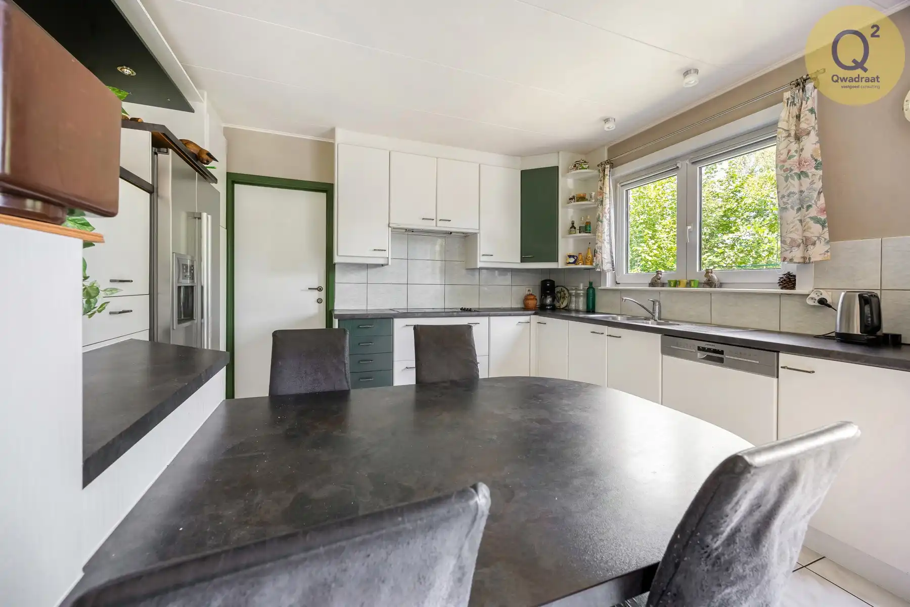 Ruime villa met eindeloze mogelijkheden op toplocatie foto 12