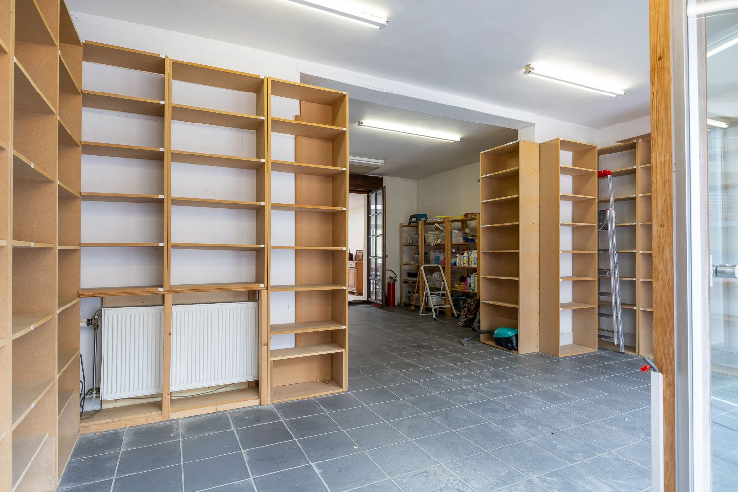 Ruime te renoveren woning met zonnige tuin en tal van mogelijkheden. foto 6