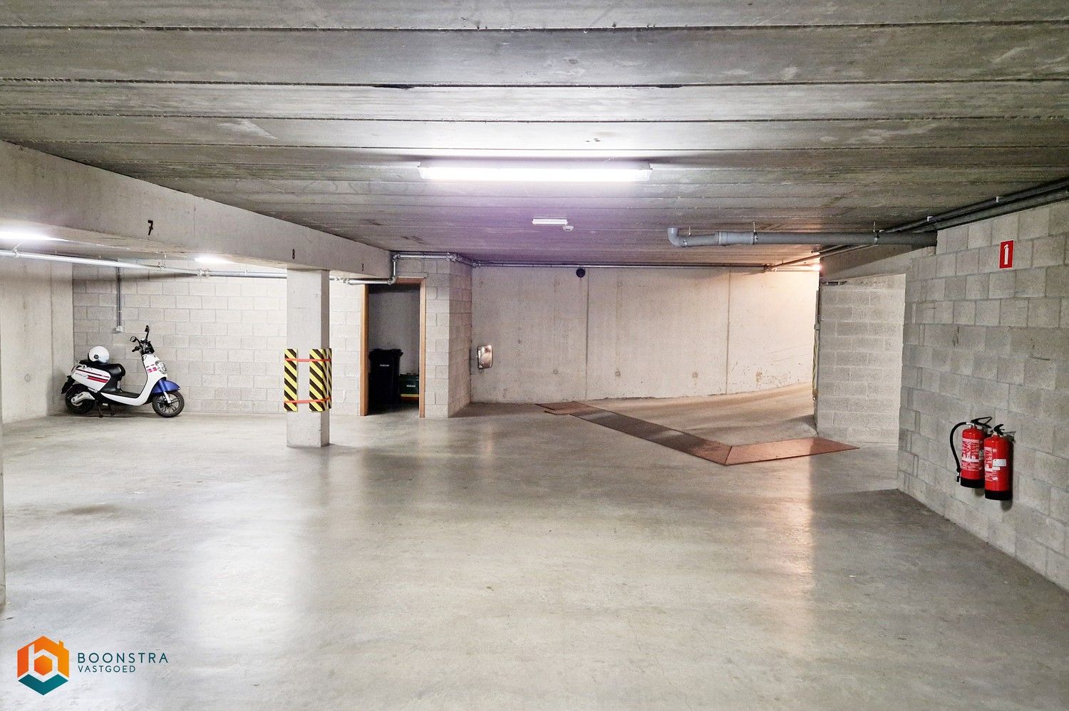 Ondergrondse parkeerplaats te Reet foto 2