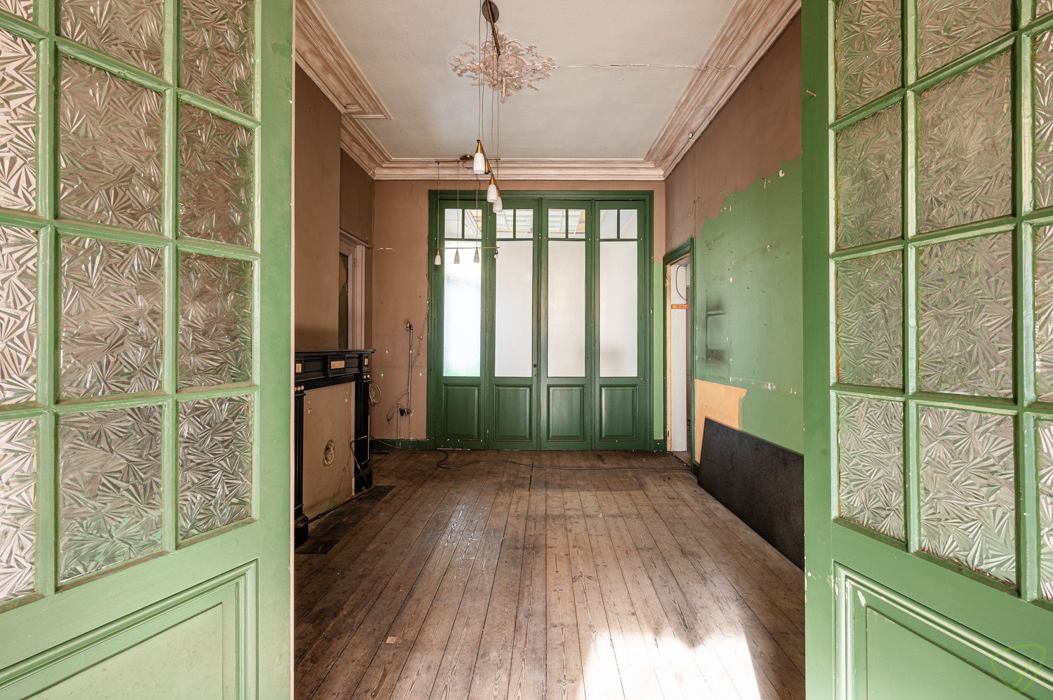Statige woningen te koop in de Boelare, nabij het Cultuurcentrum. foto 7