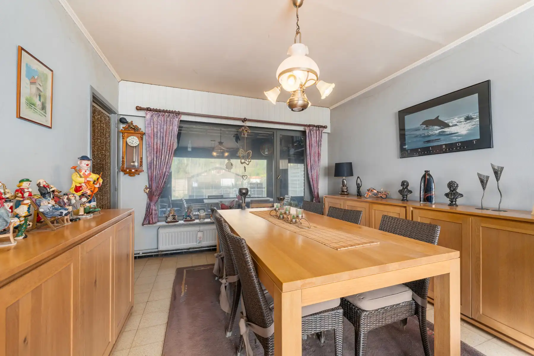 Woning met garage en tuin in de directe omgeving van de E40 foto 4