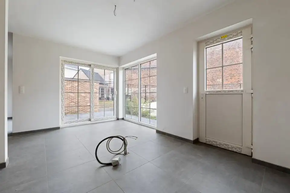 MODERNE NIEUWBOUWWONING OP TOPLOCATIE IN WAASMONT foto 13
