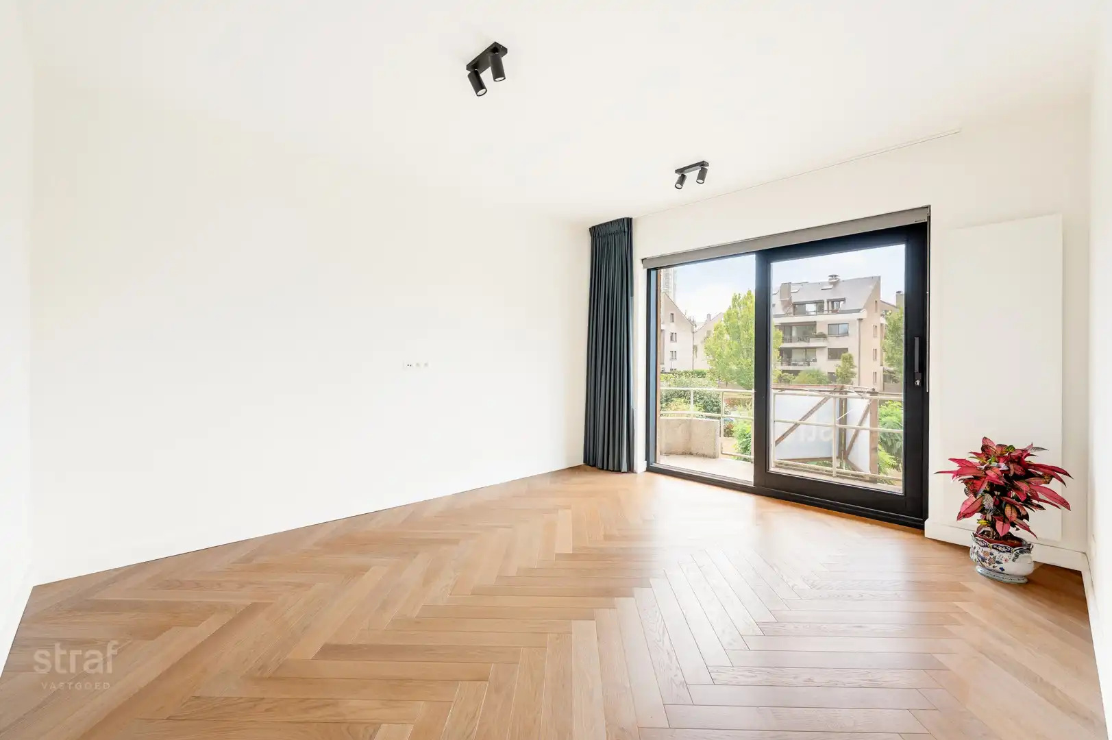 Groot 3 slpk appartement met 2 terrassen foto 7