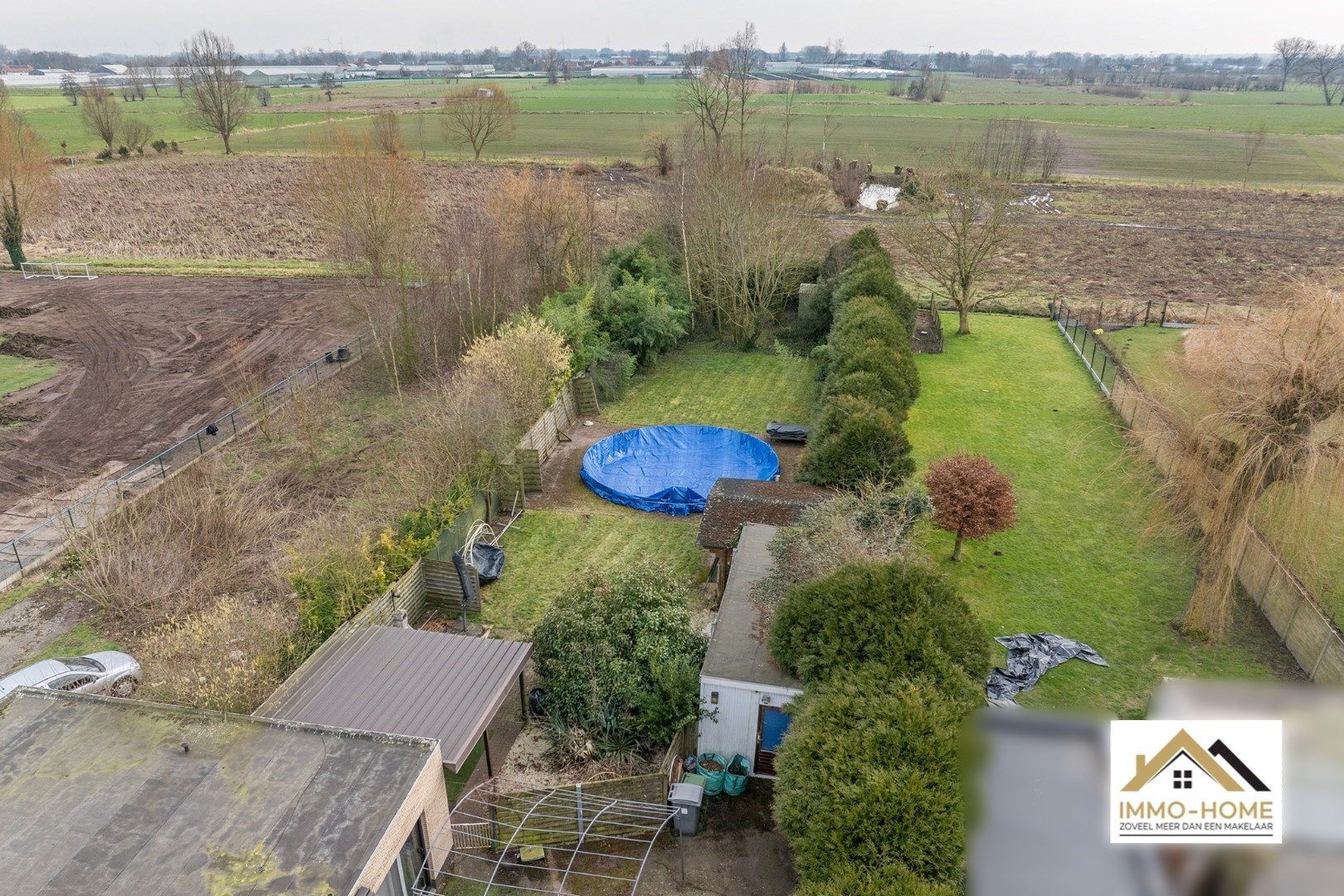 Halfopen bebouwing in groene omgeving! foto 17