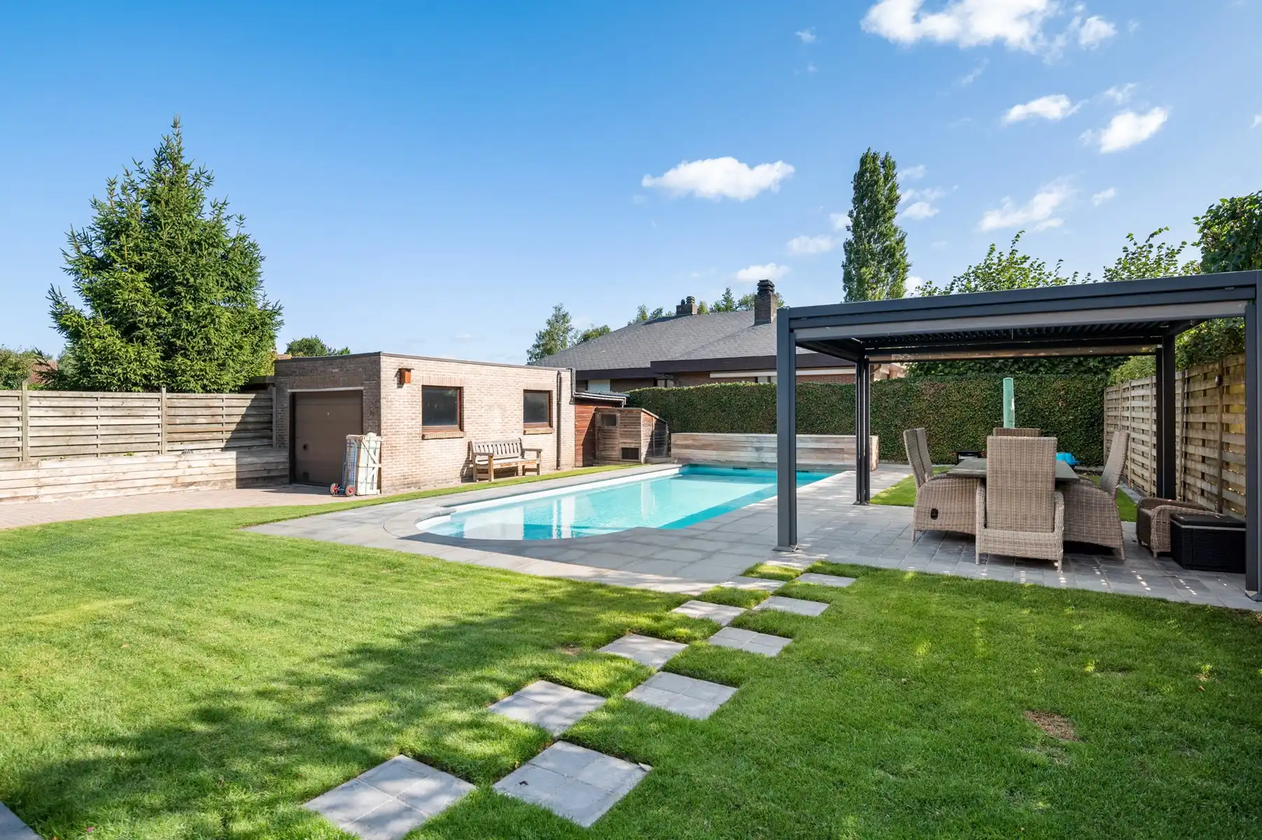 Uitstekend gelegen en energiezuinige woning foto 5