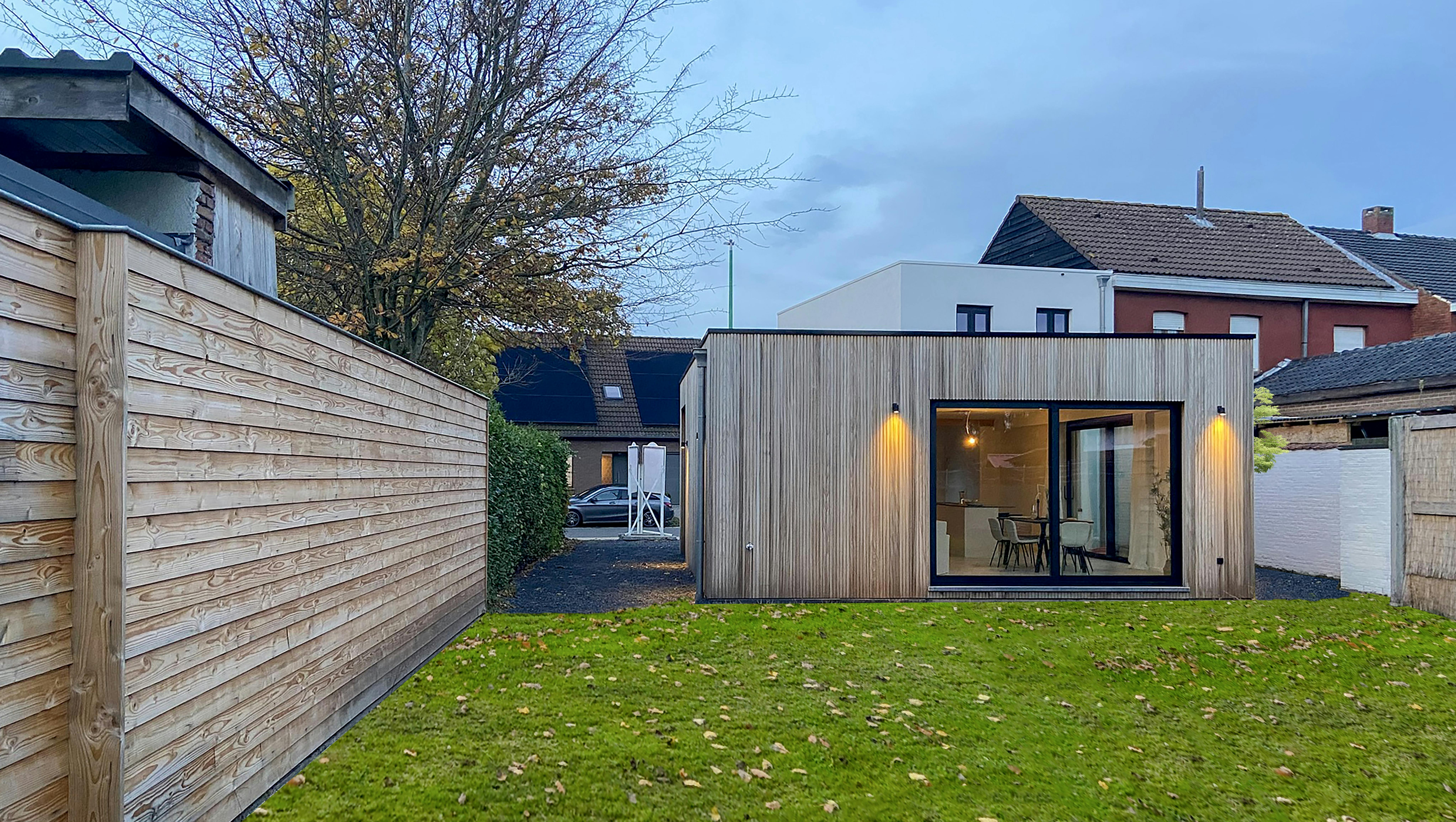 Volledig gerenoveerde halfopen bebouwing te koop te Essen! foto {{pictureIndex}}