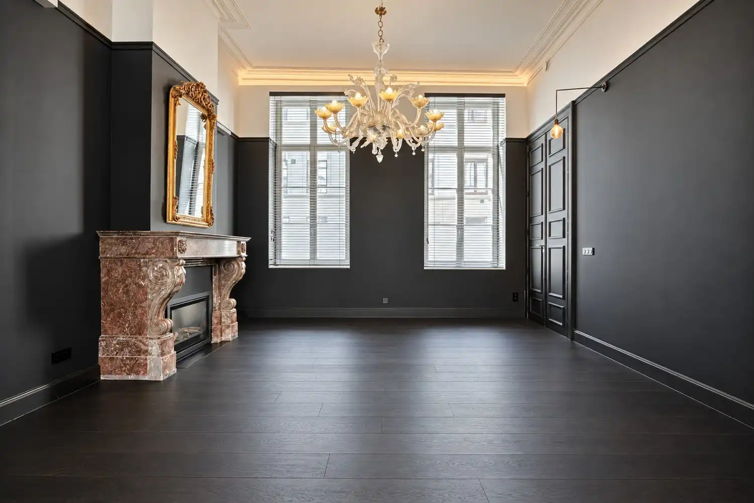 Exceptioneel en luxueus gerenoveerd 19e eeuws appartement midden in de binnenstad. foto 9