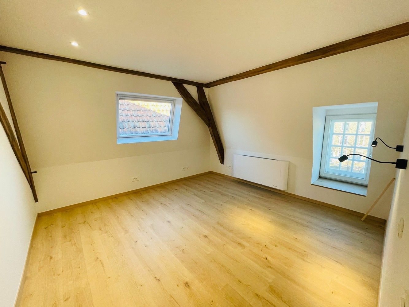 EXCLUSIEF WONEN in Brugge centrum, met zicht op de REIEN, ENERGIEZUINIG  TOTAAL GERENOVEERD BURGERSHUIS met 6 slaapkamers en, 3 nieuwe badkamers , stadspatio. foto 21