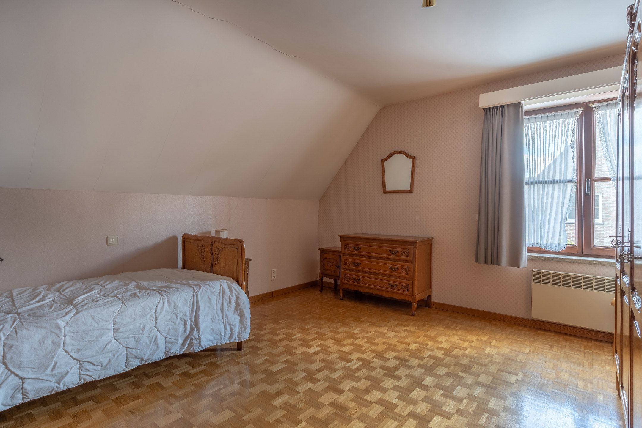 Ruime gezinswoning met 3 slaapkamers nabij centrum Beerse foto 25