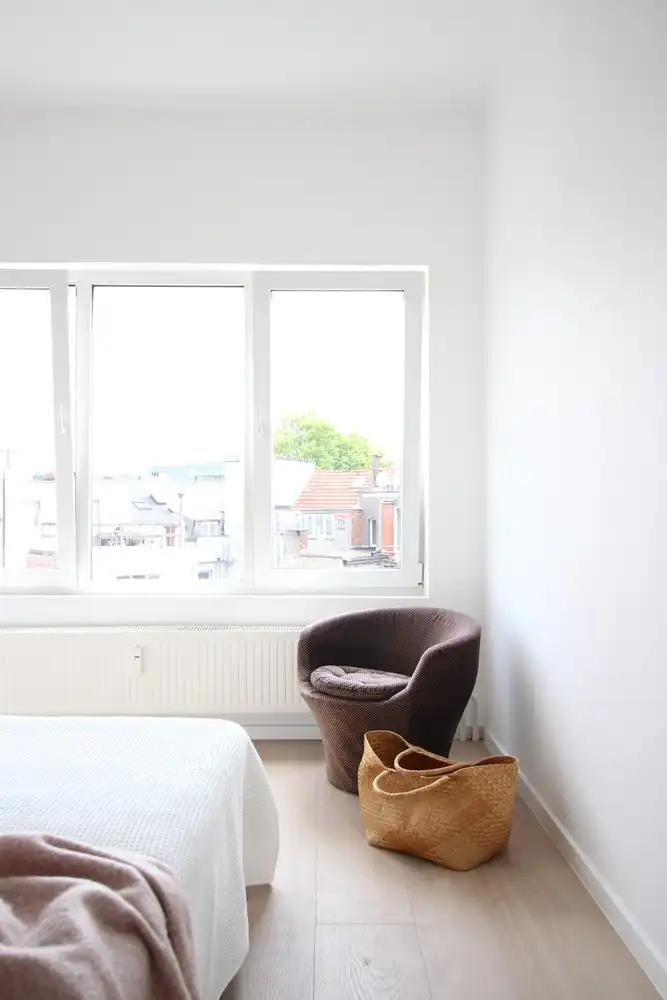 Licht en ruimte in het hart van Antwerpen – 1 slaapkamer appartement foto 10