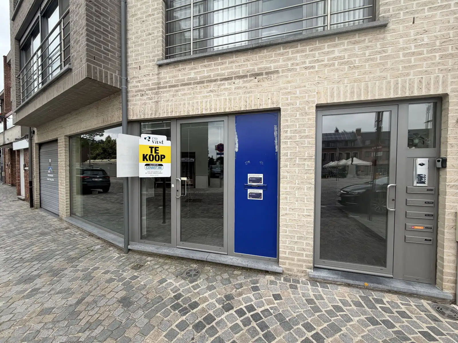 Gunstig gelegen commercieel gelijkvloers in centrum Ekeren! foto 14