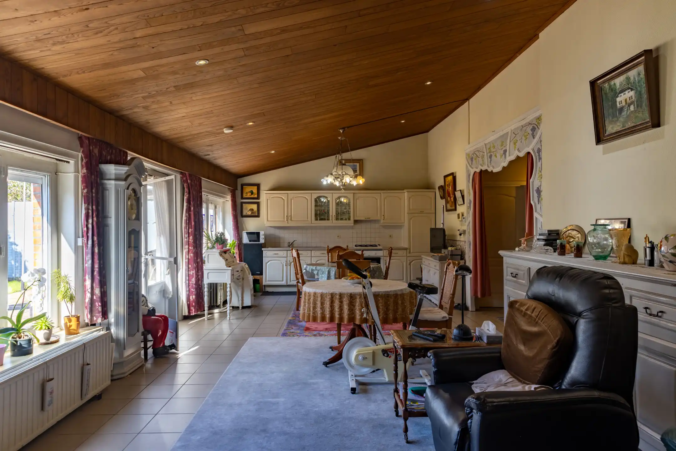 Unieke eigendom gelegen in het groen foto 11