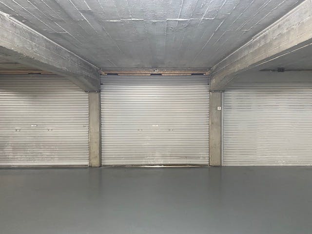 Garagebox te huur te centrum Oostende foto 3