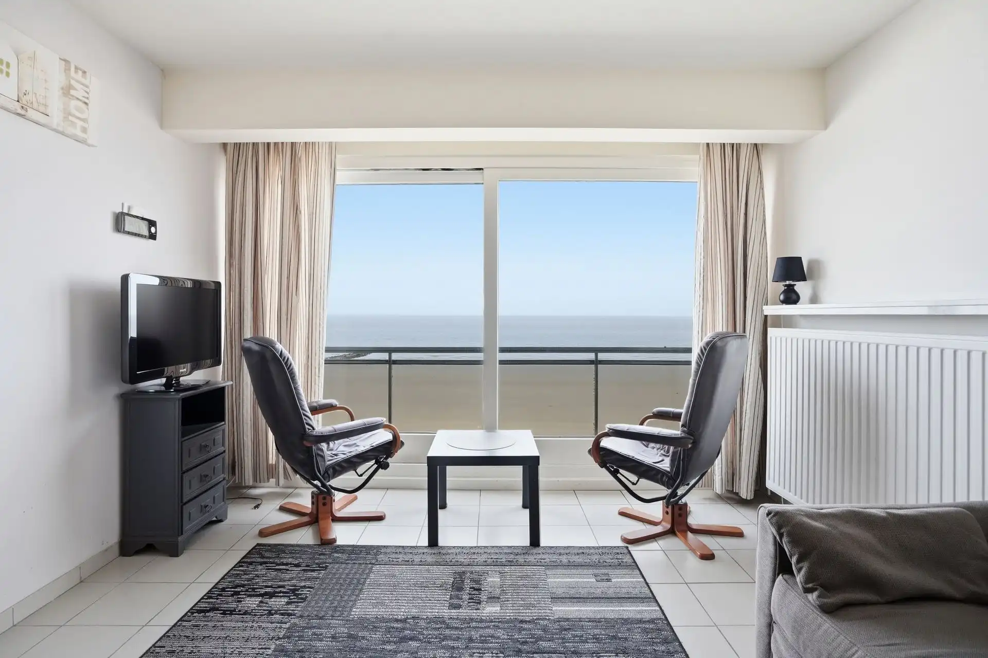 FRONTAAL ZEEZICHT / SLAAPHOEK foto 3