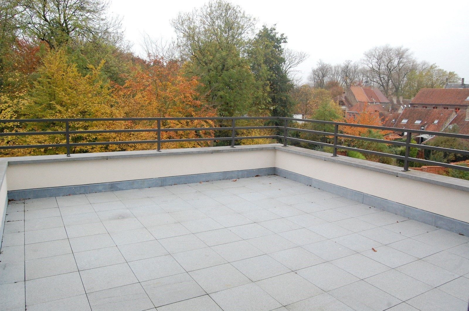 Exclusief appartement op een toplocatie in hartje Brugge met veel licht en mooi uitzicht. foto 8