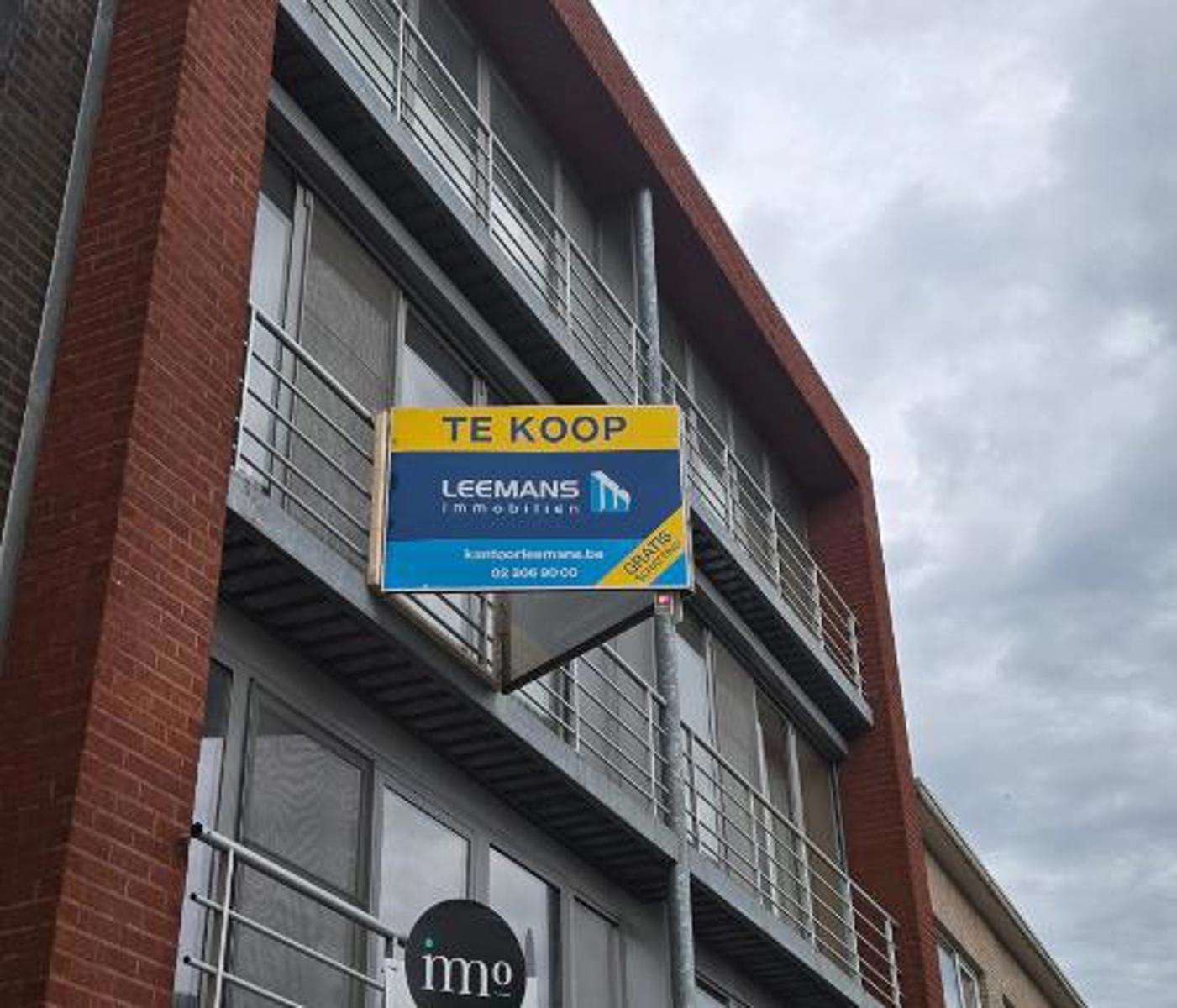 Instapklaar appartement met terras in het centrum van Zellik! foto 19