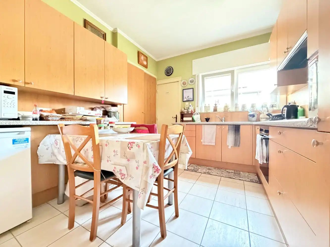 Ruime gezinswoning met 4 volwaardige slaapkamers foto 4
