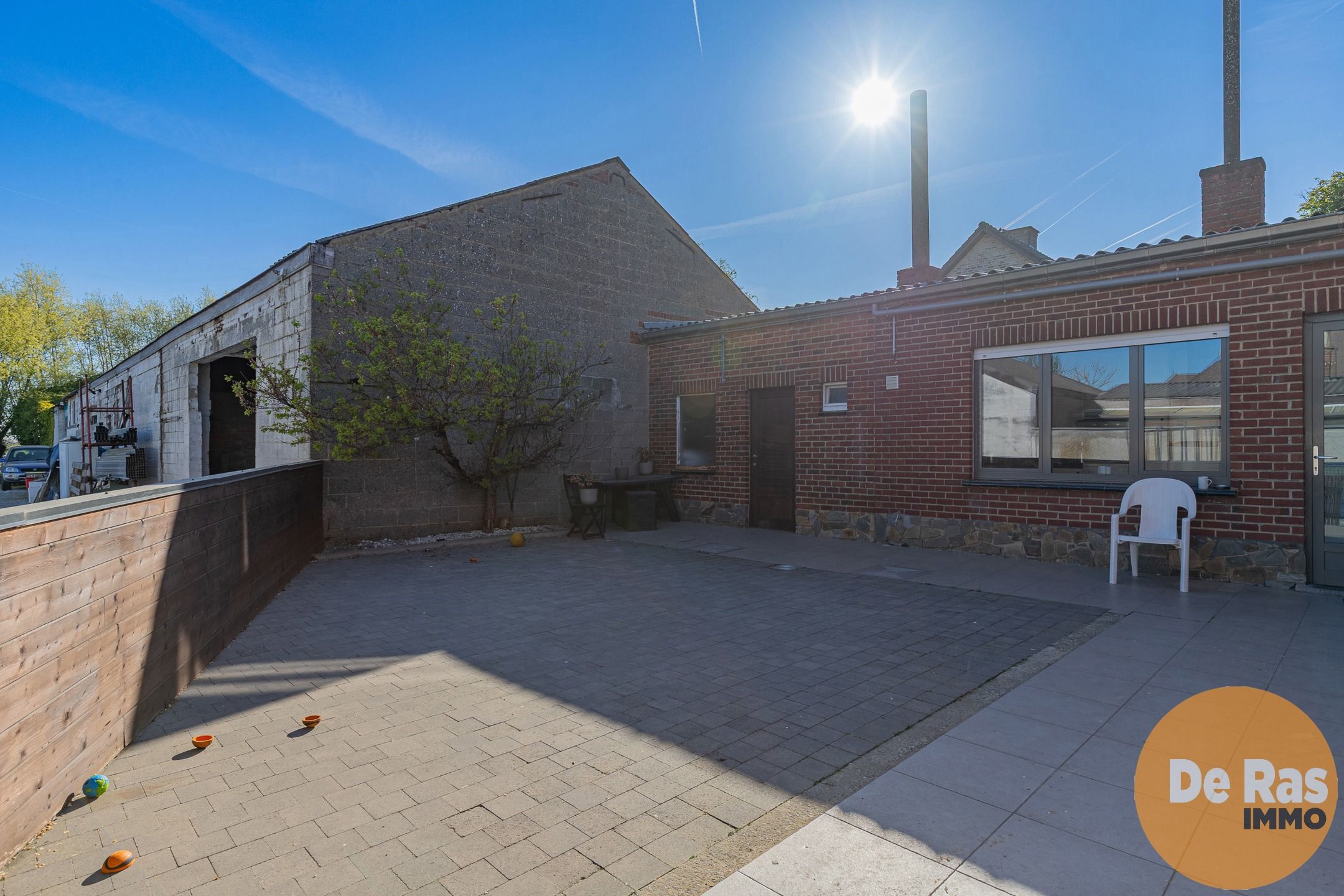 BURST - Solide woning met vergunde loods (400m²) foto 14