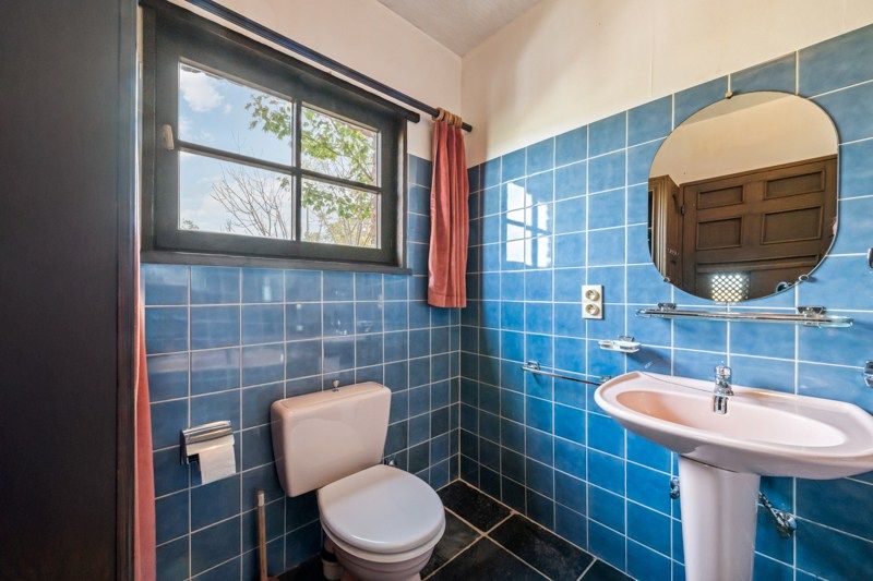 Te renoveren vrijstaande woning met prachtig uitzicht in natuurgebied  foto 14
