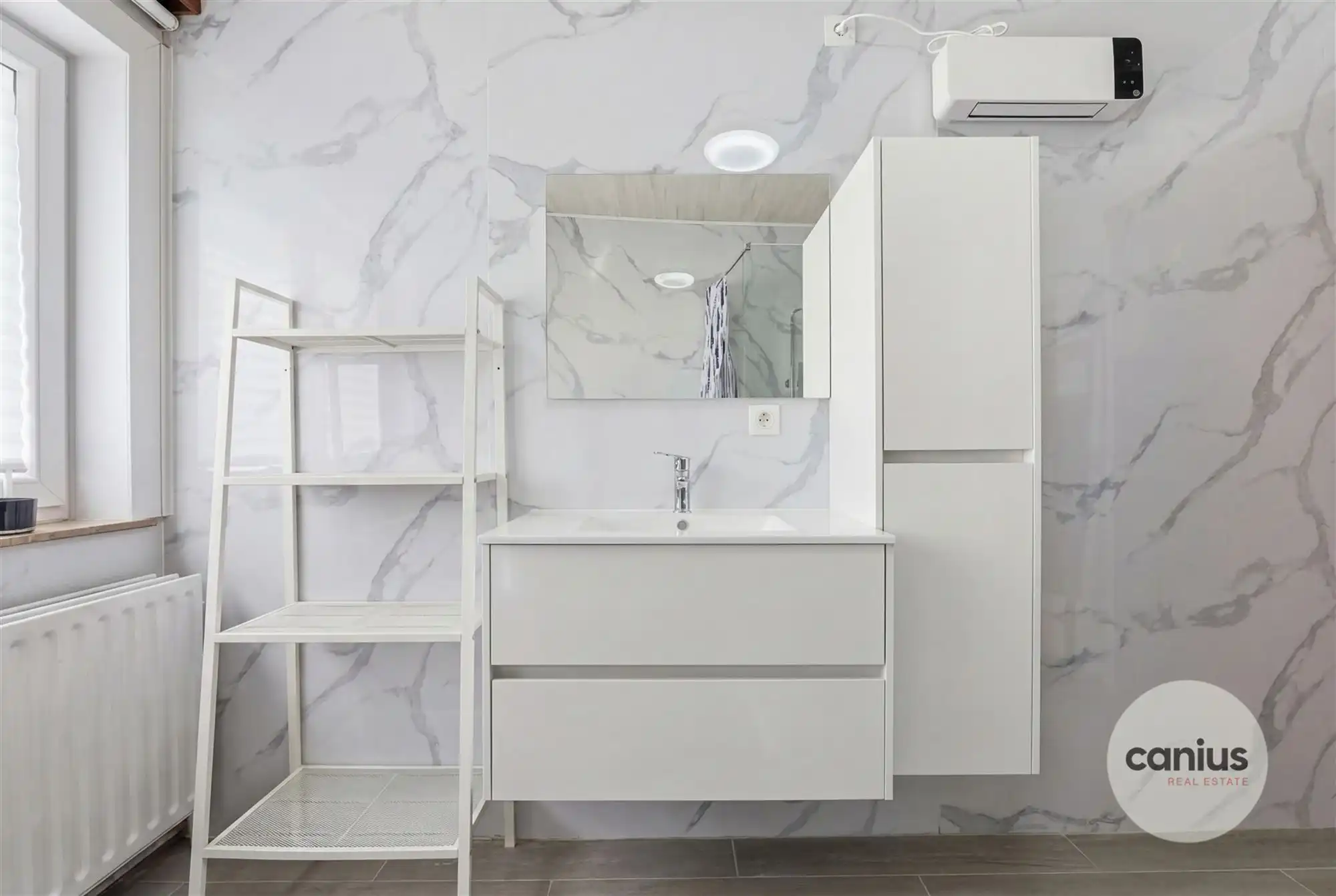 CHARMANTE BEL-ETAGE WONING MET 3 SLAAPKAMERS, GARAGE EN TUIN foto 18