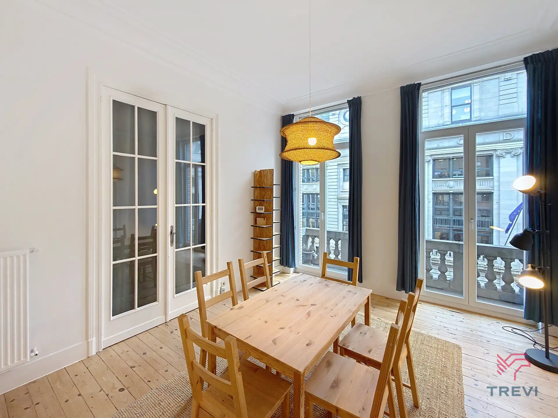 Gemeubileerd appartement met 2 slaapkamers in het centrum van Brussel!   foto 11