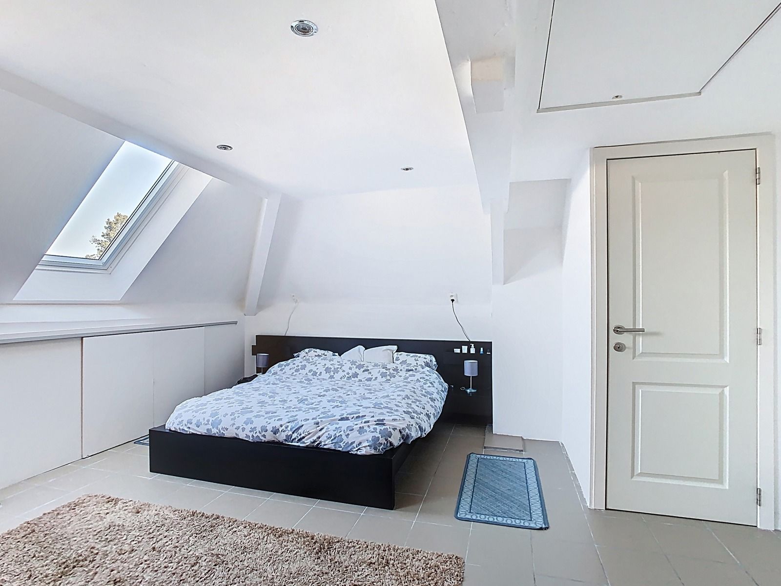 Woning met 3 SLPK, Ruime Garage én Tuin, op een Toplocatie! foto 17