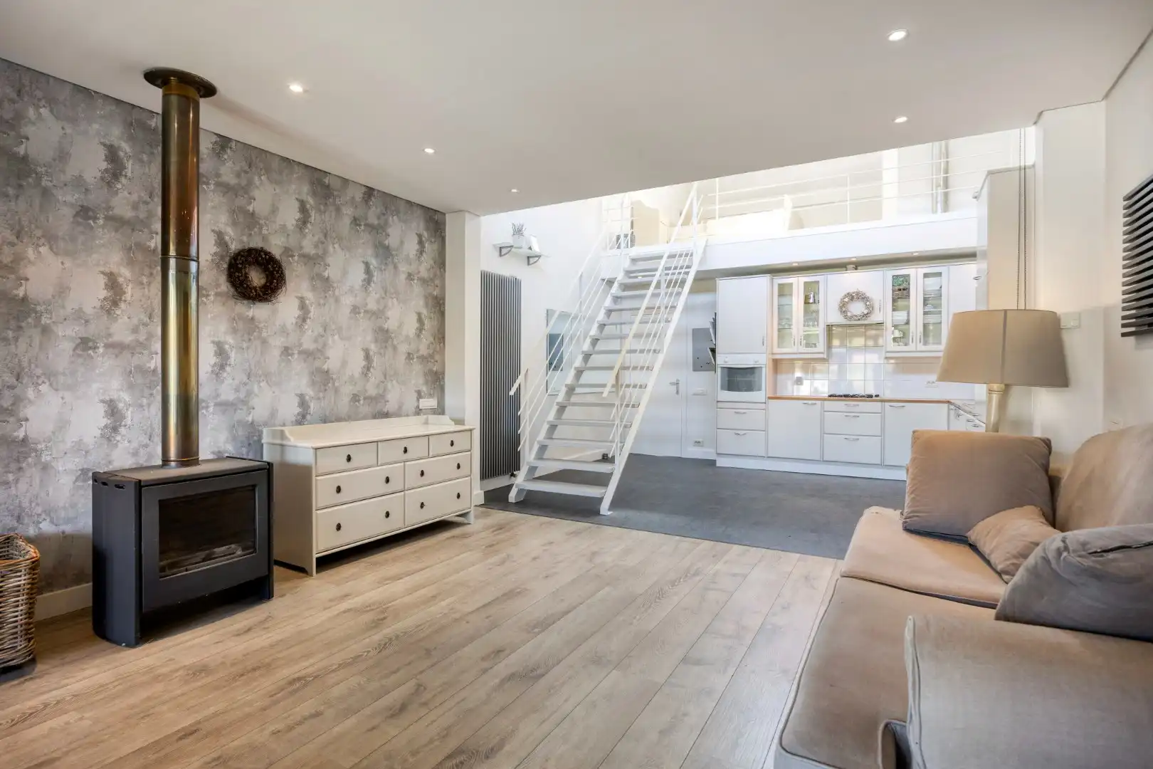 Gezellige instapklare woning met 1 SLPK in het centrum van Retie foto 7
