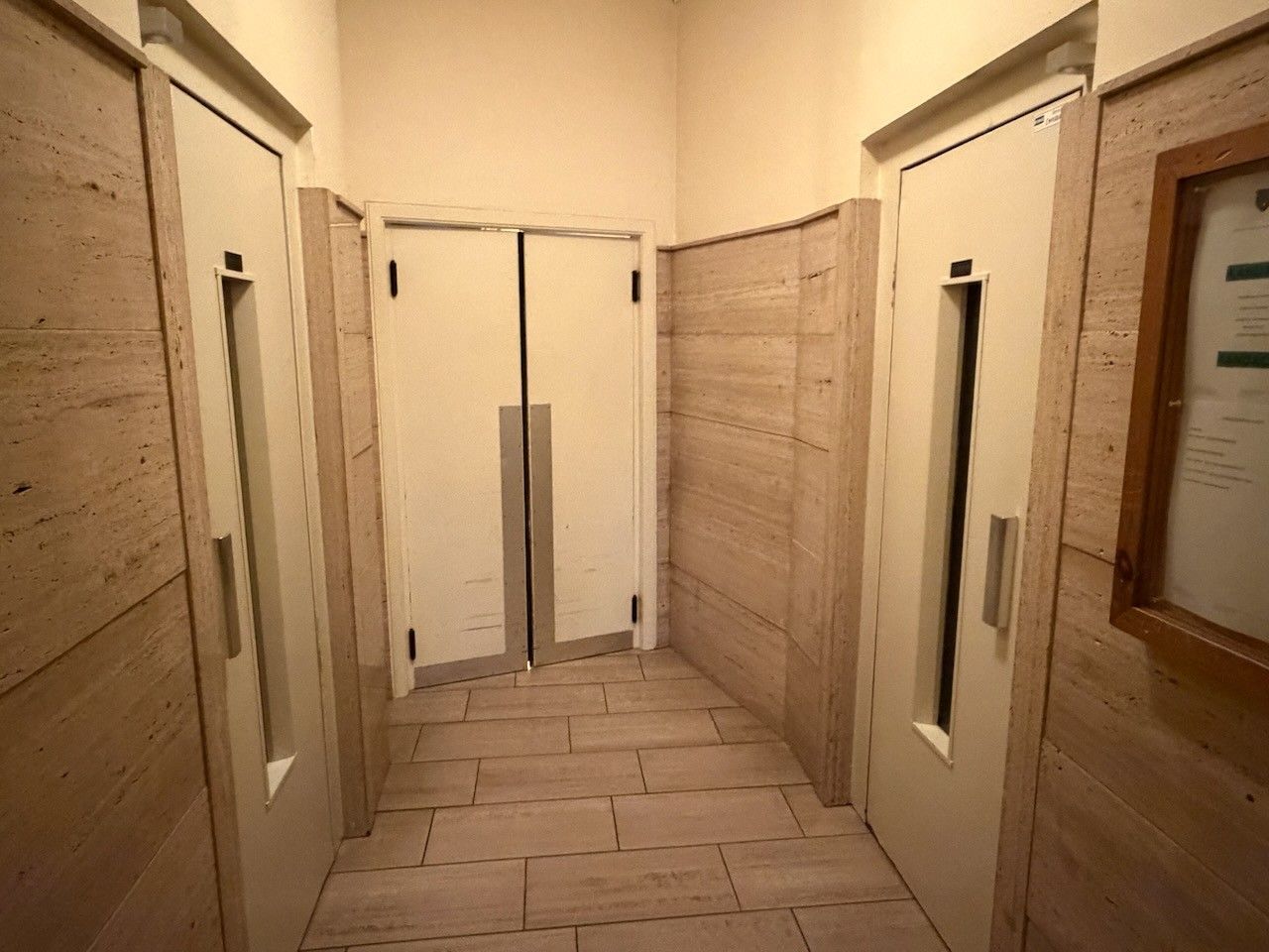 Genk-centrum, Dieplaan 29 bus 28 - Gezellig appartement met 1 slaapkamer (47 m2) en kelderberging. foto 4